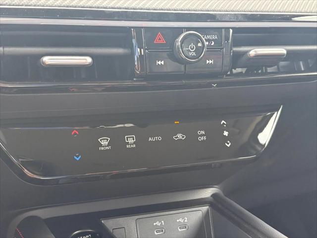 new 2025 Nissan Kicks car, priced at $30,205