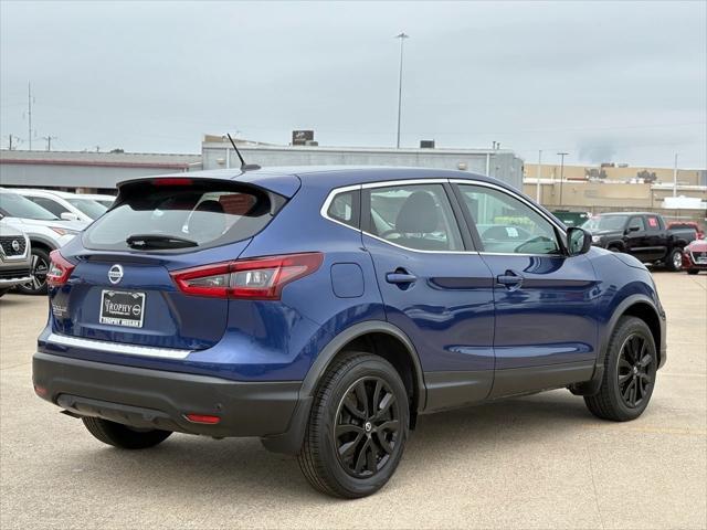 used 2020 Nissan Rogue Sport car, priced at $16,999