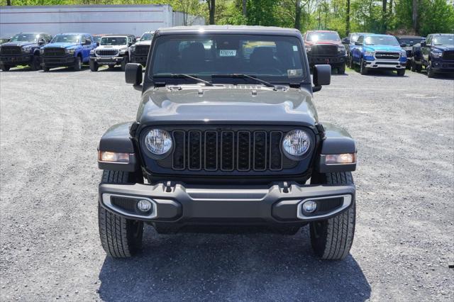 new 2024 Jeep Gladiator car, priced at $47,056