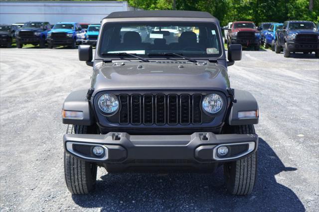 new 2024 Jeep Gladiator car, priced at $37,039