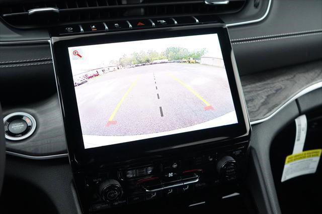 new 2024 Jeep Grand Cherokee car, priced at $42,342