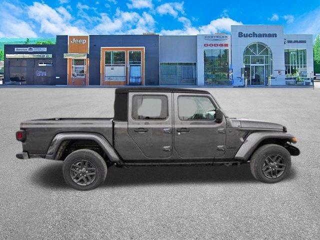 new 2024 Jeep Gladiator car, priced at $39,322