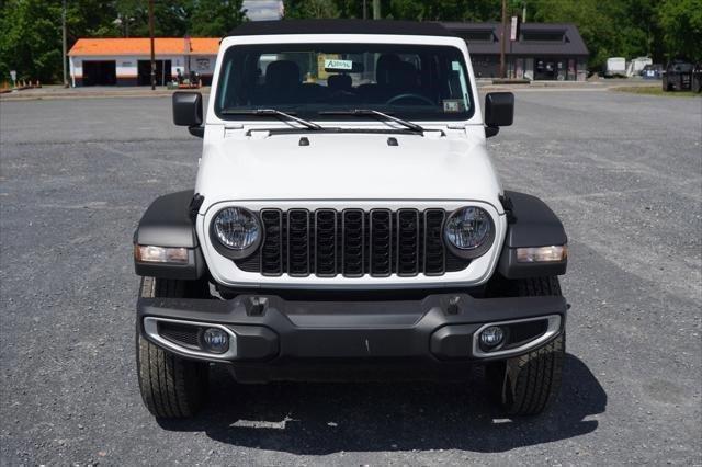 new 2024 Jeep Gladiator car, priced at $37,132