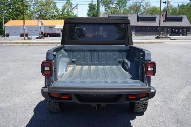 new 2024 Jeep Gladiator car, priced at $47,627