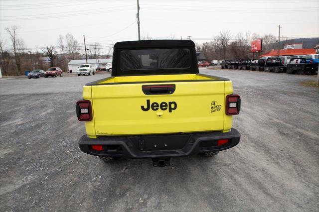 new 2024 Jeep Gladiator car, priced at $44,647