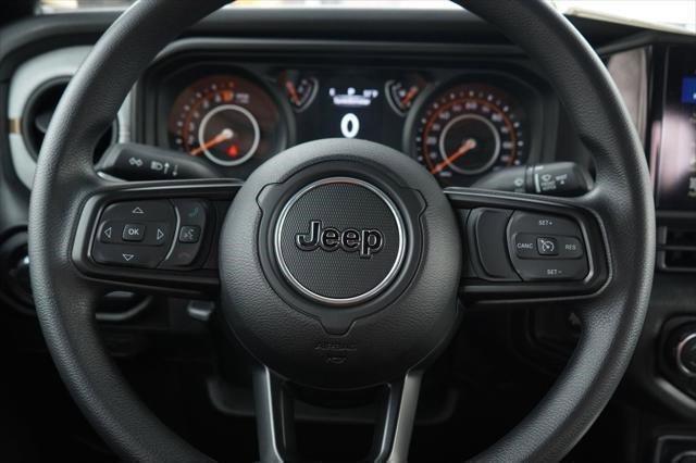 new 2024 Jeep Gladiator car, priced at $36,136