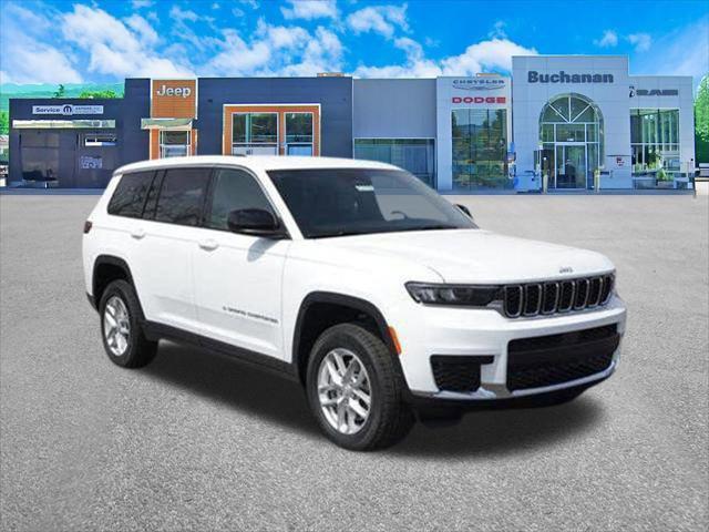 new 2024 Jeep Grand Cherokee L car, priced at $39,072