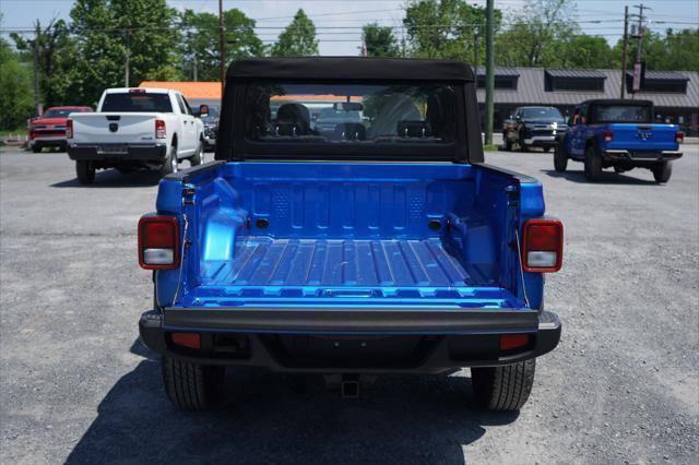 new 2024 Jeep Gladiator car, priced at $38,950