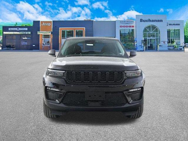 new 2024 Jeep Grand Cherokee car, priced at $45,585