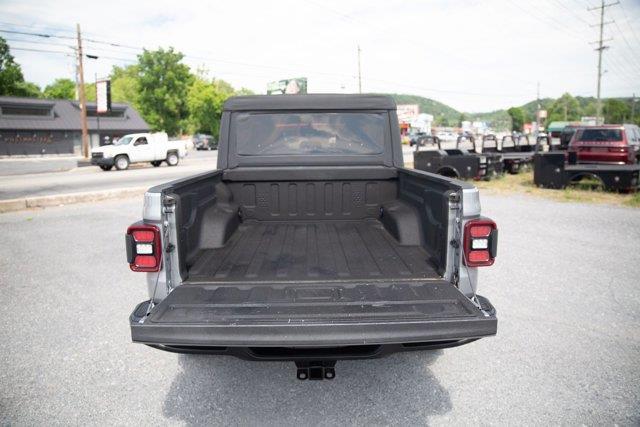 used 2021 Jeep Gladiator car, priced at $34,351