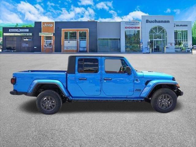 new 2024 Jeep Gladiator car, priced at $43,306