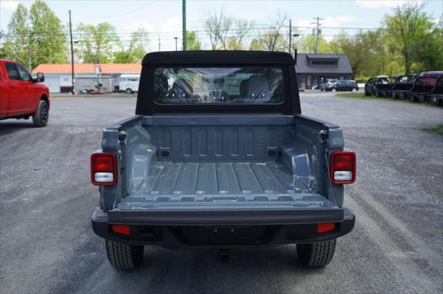 new 2024 Jeep Gladiator car, priced at $37,582