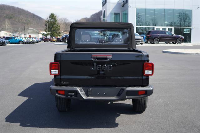 new 2024 Jeep Gladiator car, priced at $37,039