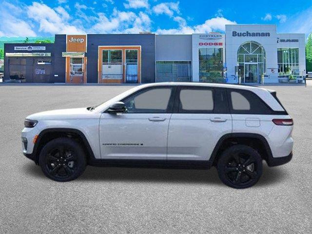 new 2024 Jeep Grand Cherokee car, priced at $41,917