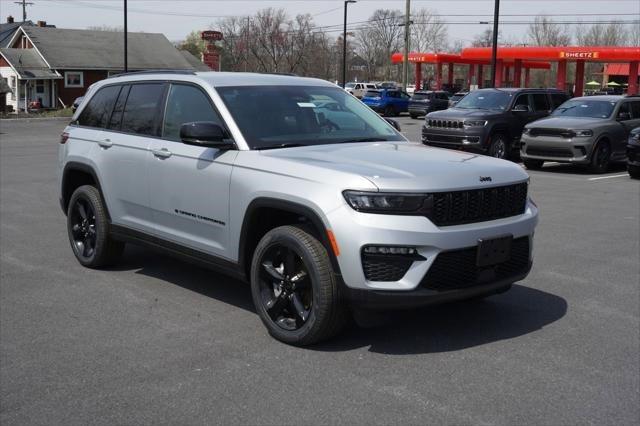 new 2024 Jeep Grand Cherokee car, priced at $49,653