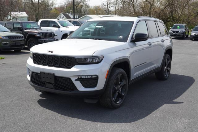 new 2024 Jeep Grand Cherokee car, priced at $49,653