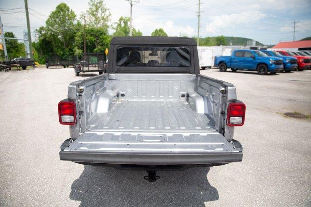 used 2021 Jeep Gladiator car, priced at $33,798