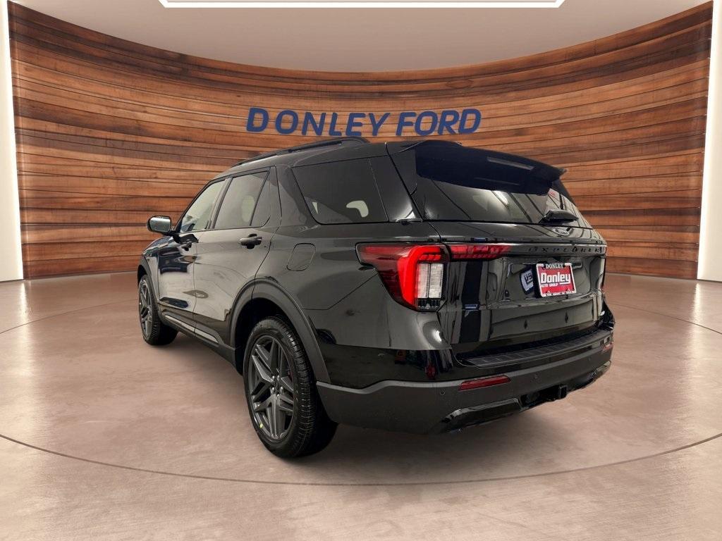 new 2025 Ford Explorer car, priced at $49,406