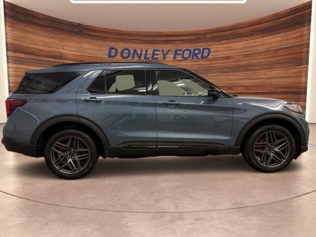 new 2025 Ford Explorer car, priced at $47,312