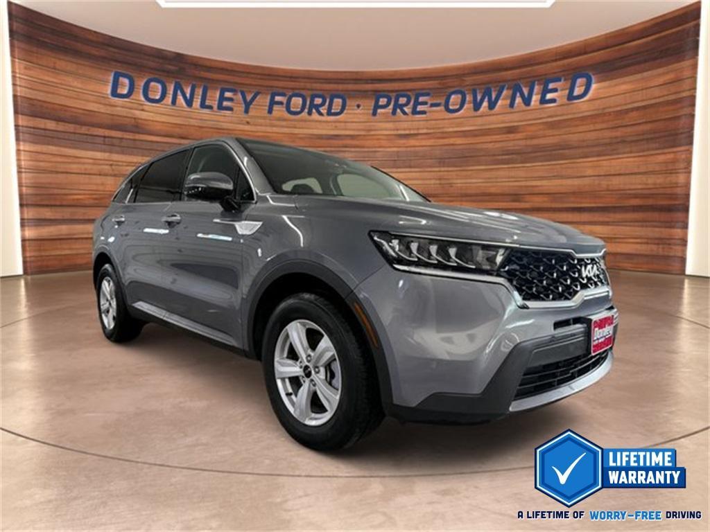 used 2022 Kia Sorento car, priced at $23,400