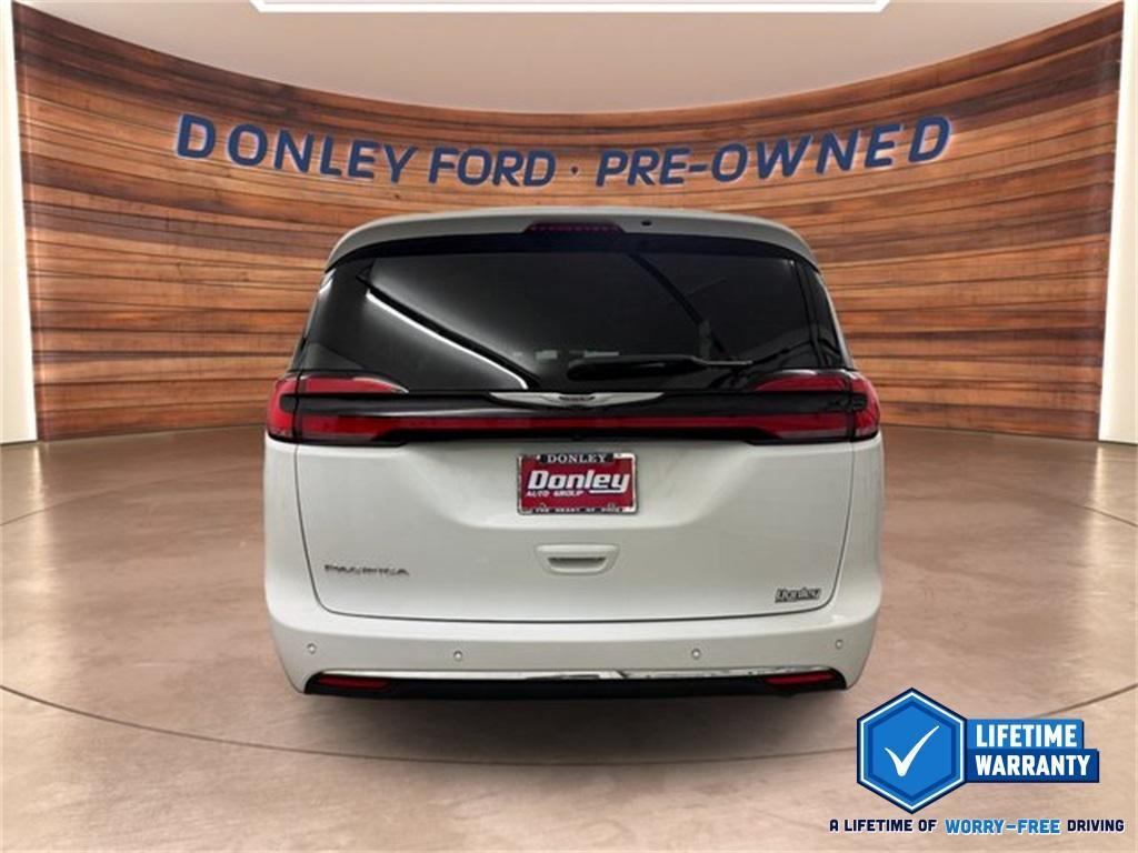 used 2023 Chrysler Pacifica car, priced at $28,000