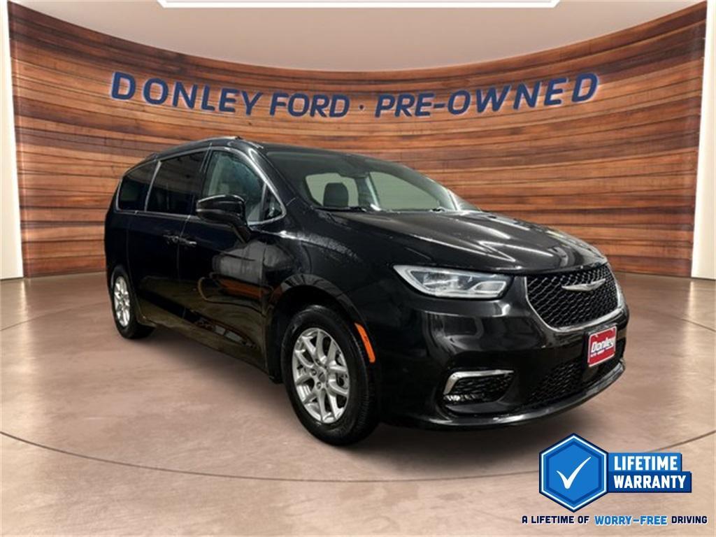 used 2022 Chrysler Pacifica car, priced at $22,860