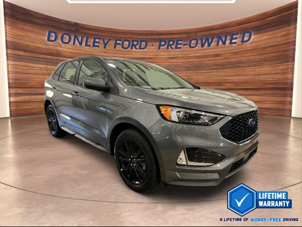 used 2024 Ford Edge car, priced at $37,300