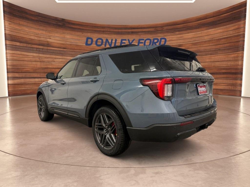 new 2025 Ford Explorer car, priced at $49,868