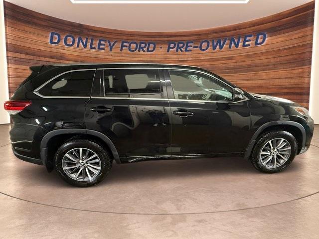 used 2017 Toyota Highlander car, priced at $20,990