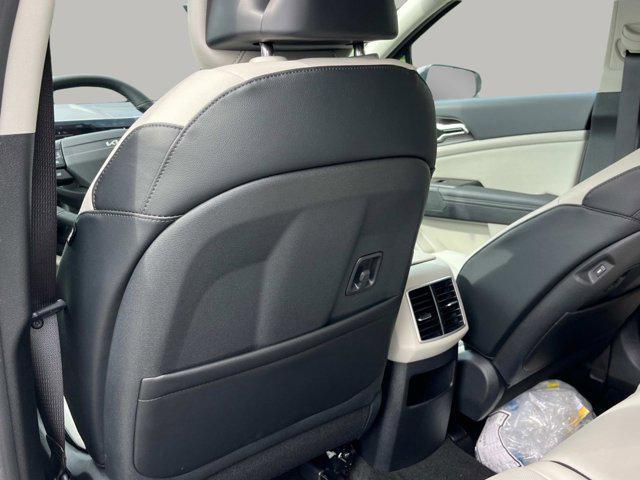 new 2026 Kia Sportage car, priced at $32,065