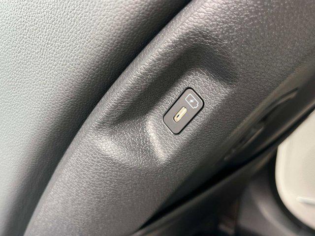new 2026 Kia Sportage car, priced at $32,065