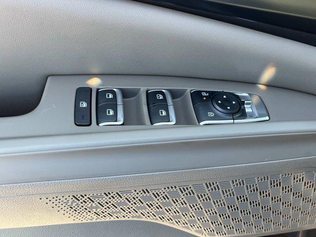 new 2025 Kia Carnival car, priced at $39,000