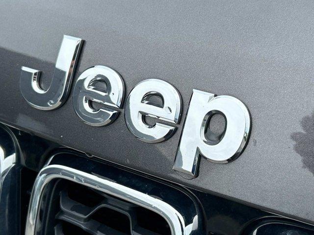 used 2020 Jeep Grand Cherokee car, priced at $24,381