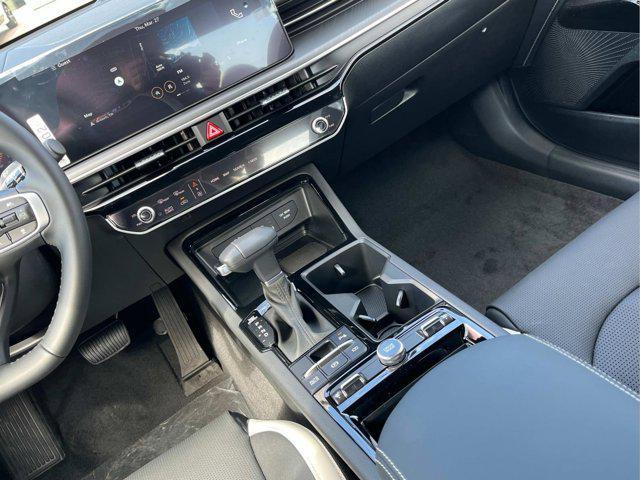 new 2025 Kia K5 car, priced at $30,620