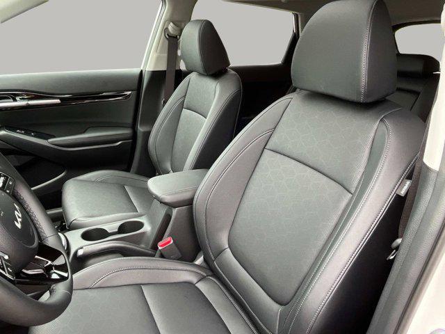 new 2025 Kia Seltos car, priced at $29,670