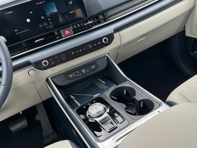 new 2025 Kia Carnival Hybrid car, priced at $45,845