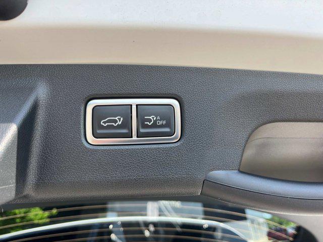 new 2025 Kia Sorento car, priced at $48,325