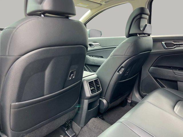 new 2025 Kia Sportage Hybrid car, priced at $38,455