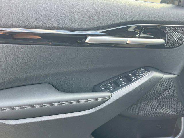 new 2025 Kia Seltos car, priced at $25,670