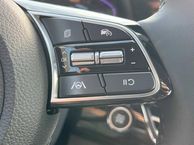 new 2025 Kia Seltos car, priced at $25,670