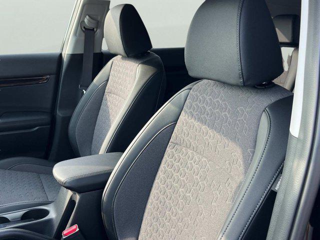 new 2025 Kia Seltos car, priced at $25,670