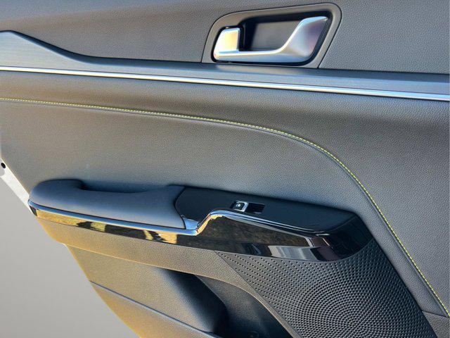 new 2025 Kia K5 car, priced at $39,325