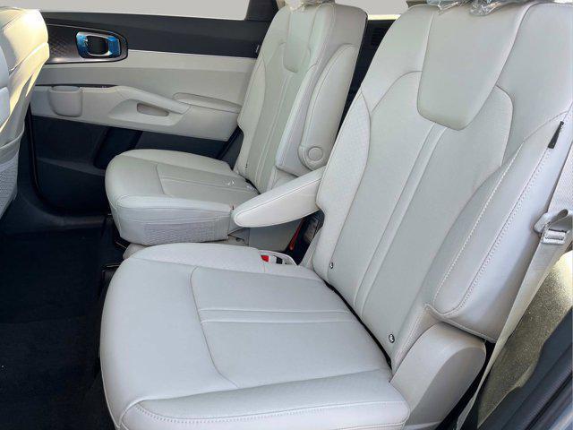 new 2025 Kia Sorento car, priced at $39,690