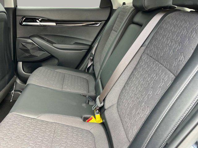 new 2025 Kia Seltos car, priced at $25,670