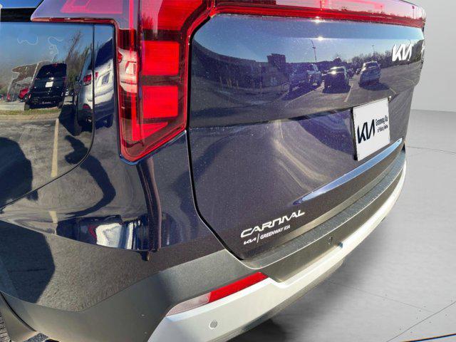 new 2025 Kia Carnival Hybrid car, priced at $45,350