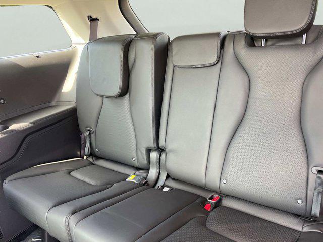 new 2026 Kia Carnival car, priced at $53,285