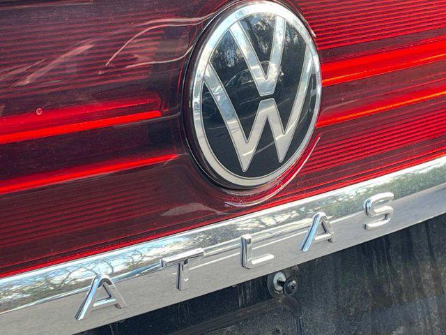 used 2024 Volkswagen Atlas car, priced at $33,327