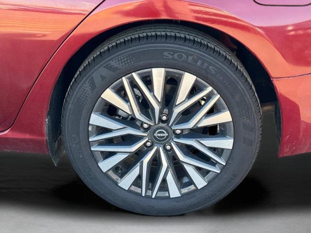 used 2024 Nissan Altima car, priced at $21,579