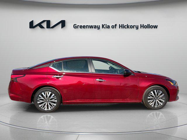 used 2024 Nissan Altima car, priced at $21,579