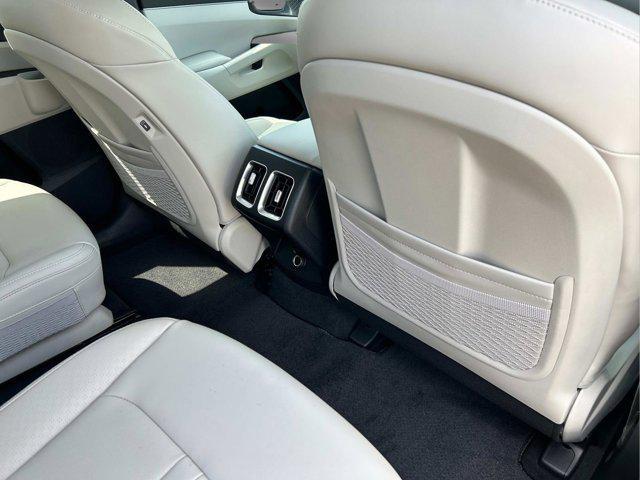 new 2025 Kia Sorento car, priced at $40,185
